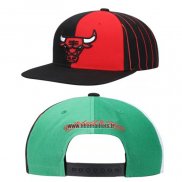 Casquette Chicago Bulls NBA 75th Anniversary Mitchell & Ness Noir Rouge Vert Blanc