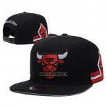 Casquette Chicago Bulls Short Hook Snapback Noir Rouge