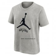 Maillot Manche Courte San Antonio Spurs Essential Jumpman Gris